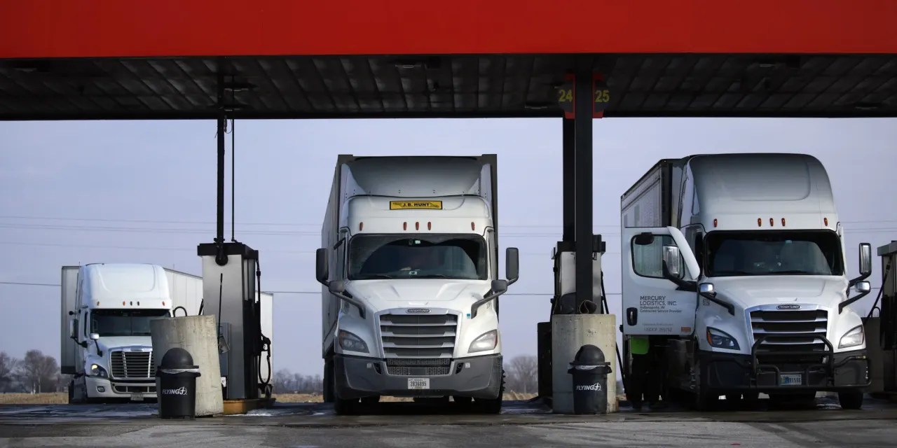 Truck Stocks Have Gotten Crushed. Why It Might Be Time to Buy J.B. Hunt
