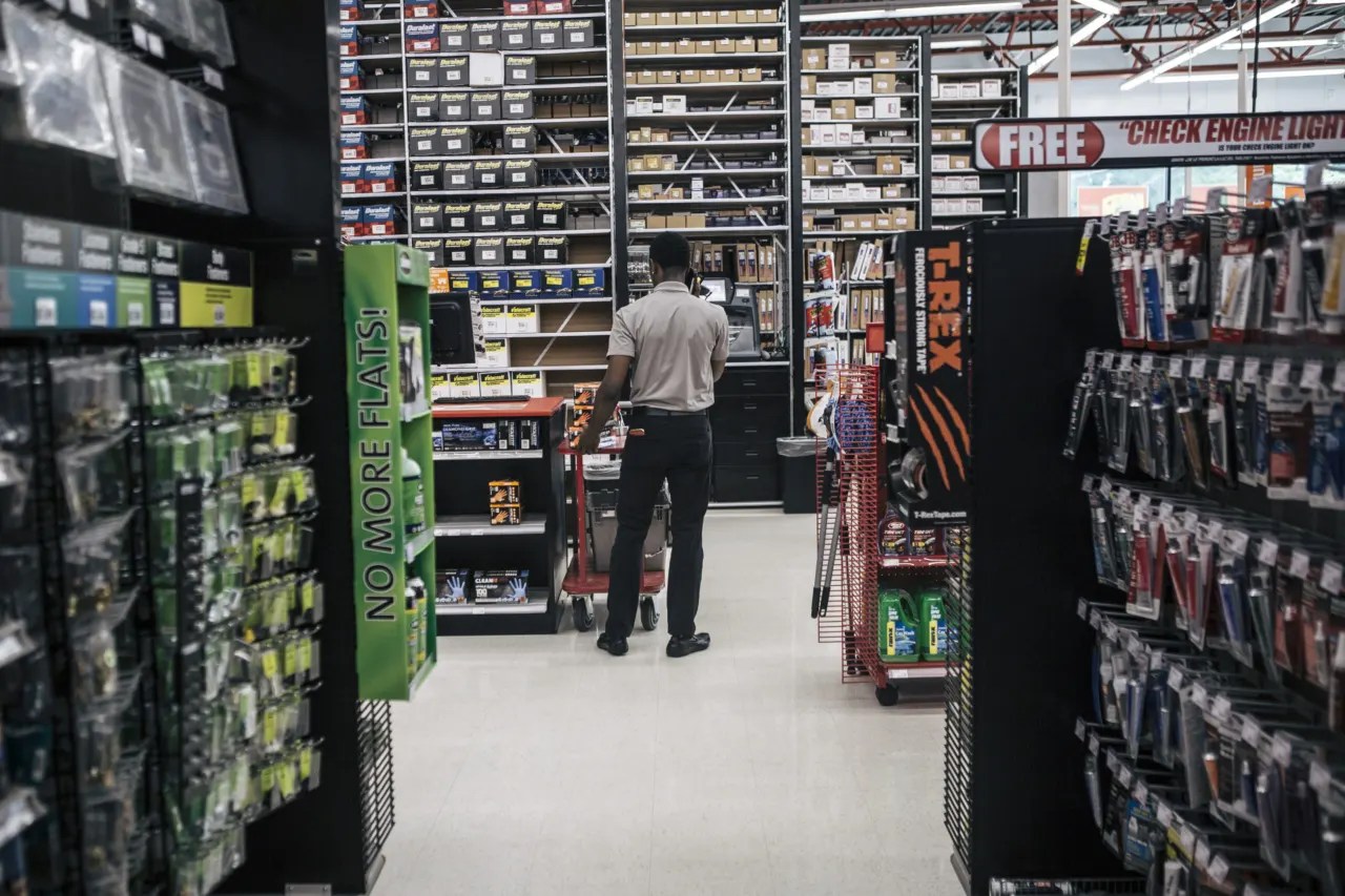 AutoZone and 3 Other Auto Parts Stocks That Look Like Buys