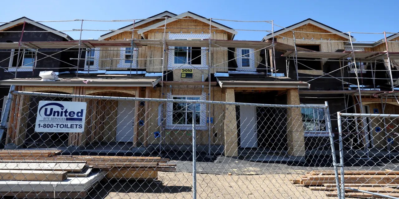 The Housing Market Is Slowing. Just Look at Lumber Prices. Barron's