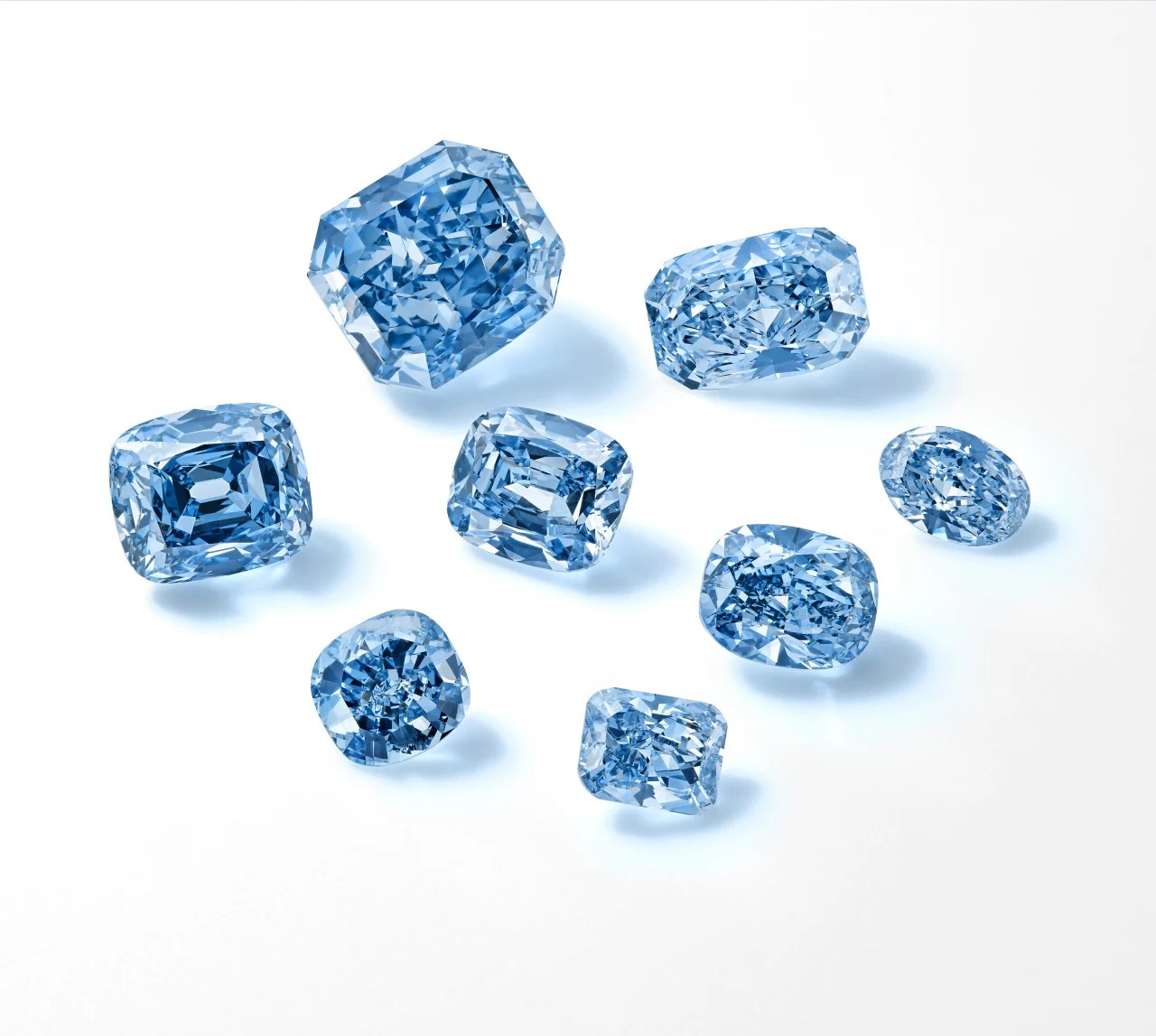 De Beers to Offer 70 Million Collection of Blue Diamonds Penta