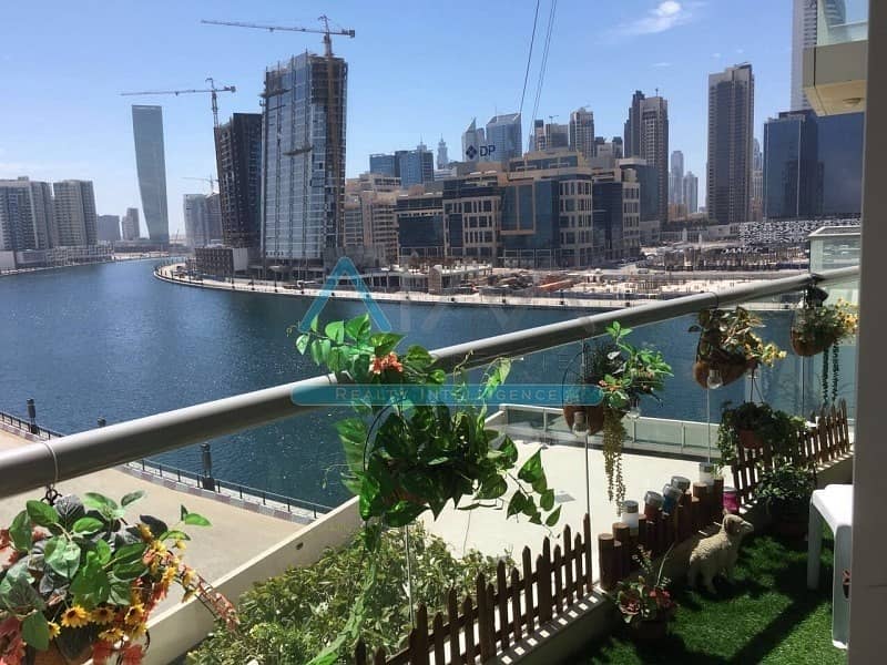 980 Sq. Ft Dubai Canal View 1 bedroom for rent Business Bay