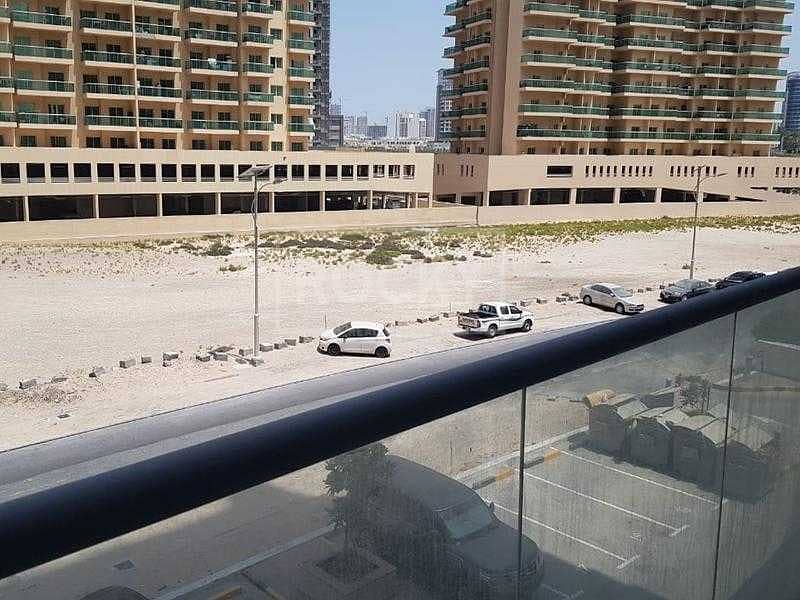 Spacious 1Bed Road View Sports City