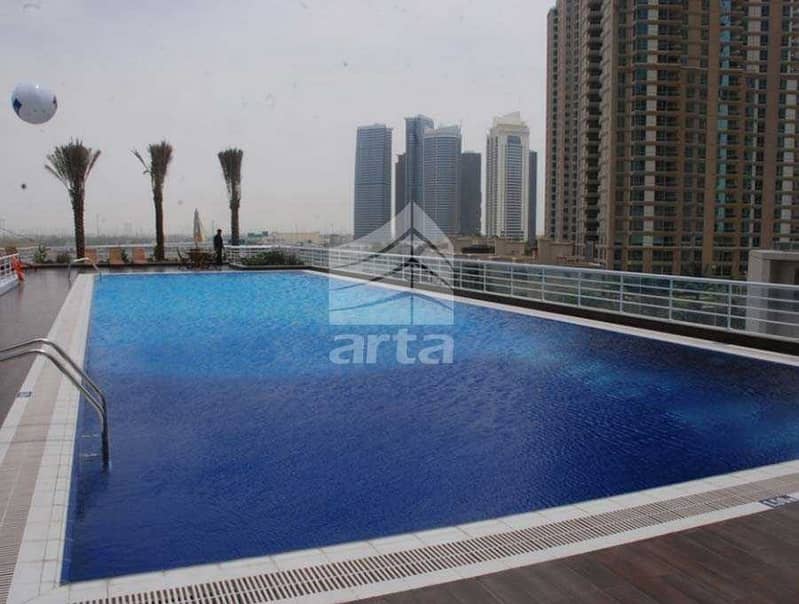 Spacious Residential Skyscraper at Dubai Marina