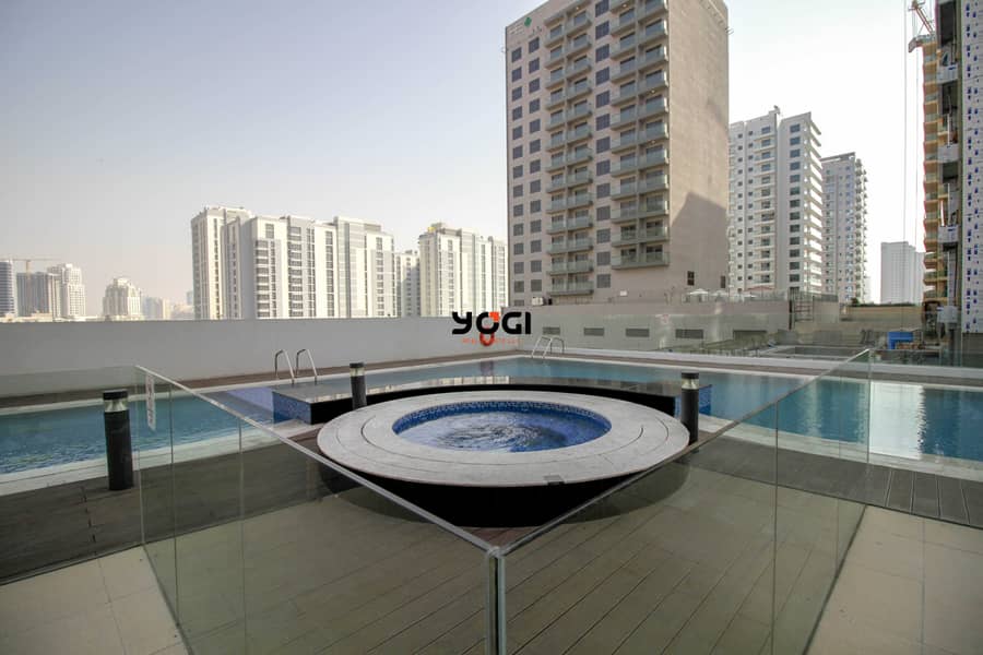 Luxuriously Furnished Spacious Dubai Skyline Views Below OP