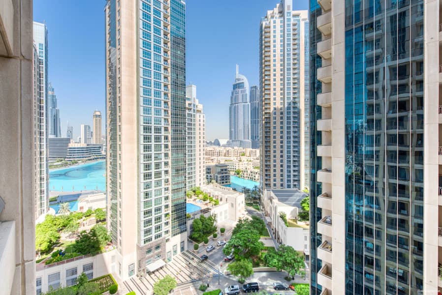 Downtown Living! Close to Dubai Mall!