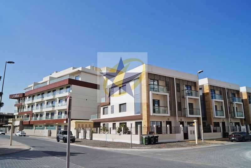 Master bedrooms and maid room for rent in jvc , townhouse