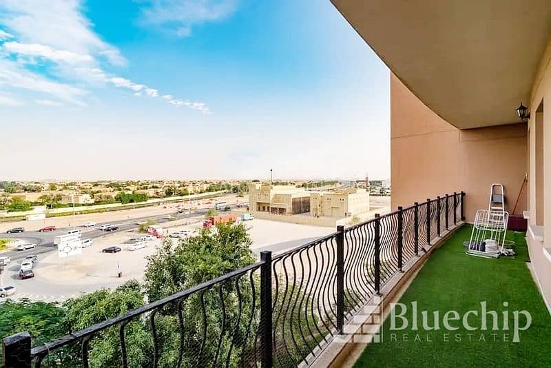 UPDATED! RARELY AVAILABLE! AMAZING LOCATION!!