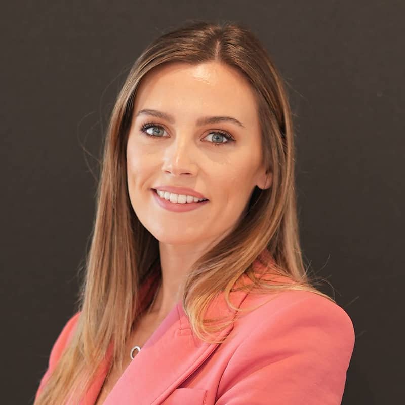 Sarah Mcallister, Dubai Real Estate Agent 2 properties