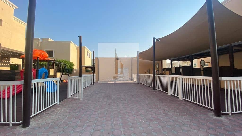 HOT LISTING COMPOUND VILLA SHARED POOL AND GYM