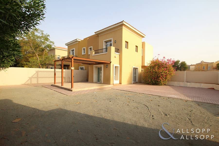 Type 3 E Al Reem Large Corner Plot