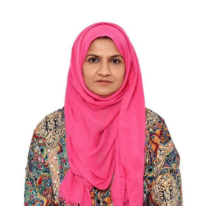 Filaa Omer Khan, Dubai Real Estate Agent 31 properties