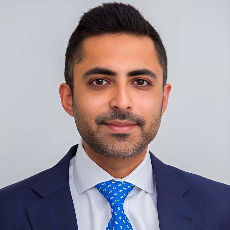 Manesh Devnani, Dubai Real Estate Agent 5 properties