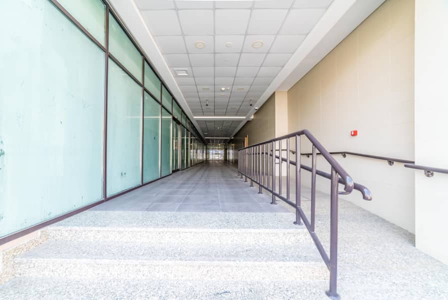 Retail next to Union Metro Station New Building