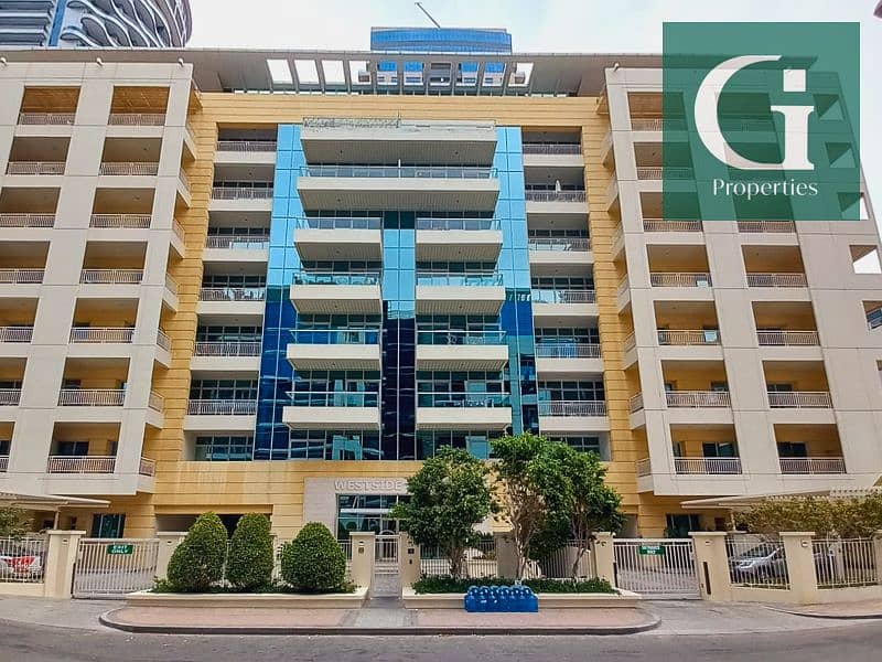 Fully Furnished Spacious Layout Vacant