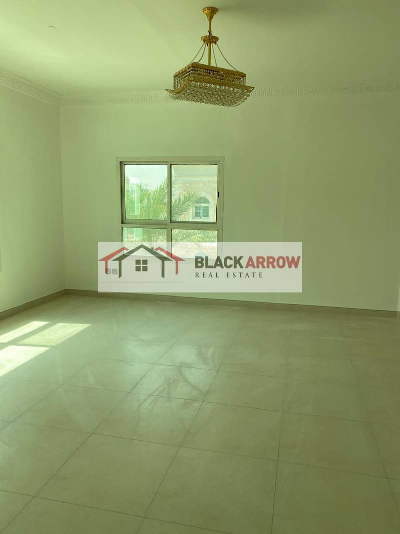 Vacant 6BHK. Villa for Sale in Mirdif / 4.4M.