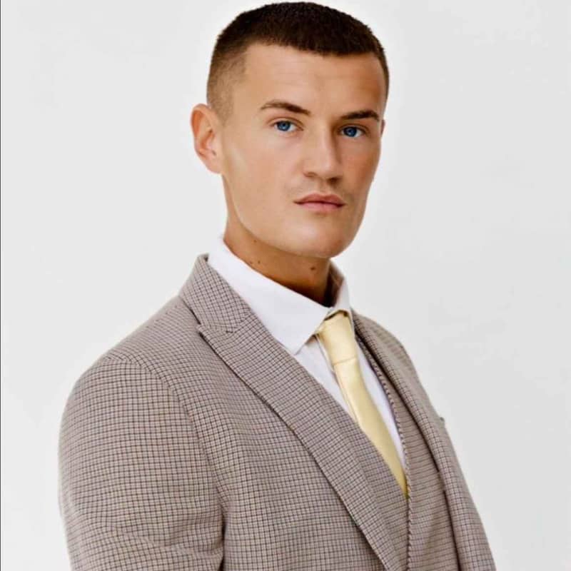 Charlie Simmonds, Dubai Real Estate Agent 19 properties