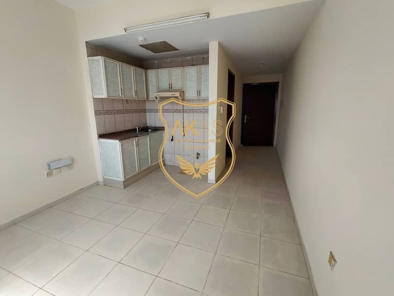 Studio For Family Close to Rolla Mall Cheap price only 10k Call M