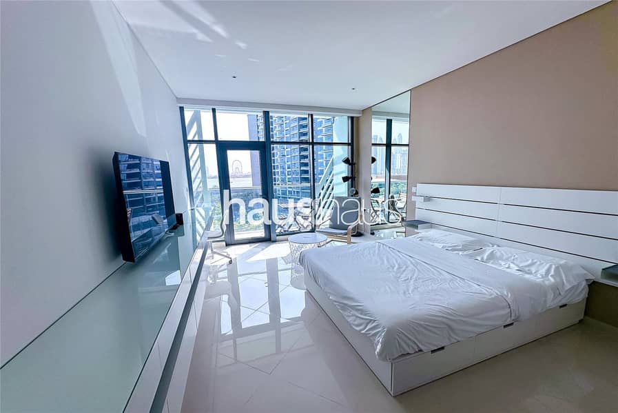 Brand New 12 Cheques Dubai Marina Views