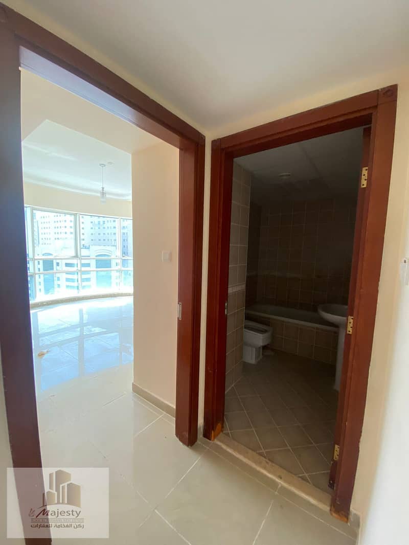 For sale apartment in the Emirate of Sharjah Al Majaz 3 with a distinctive view of Al Qasba