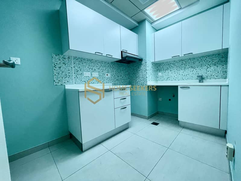 Elegant Luxury Apartment Spacious Unit