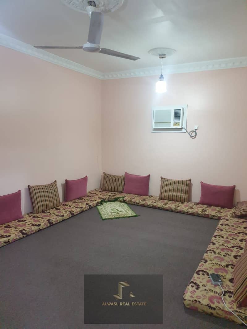 For sale house in / Al Qadisiyah Very close to Salman Al Farsi School and Kuwait Hospital