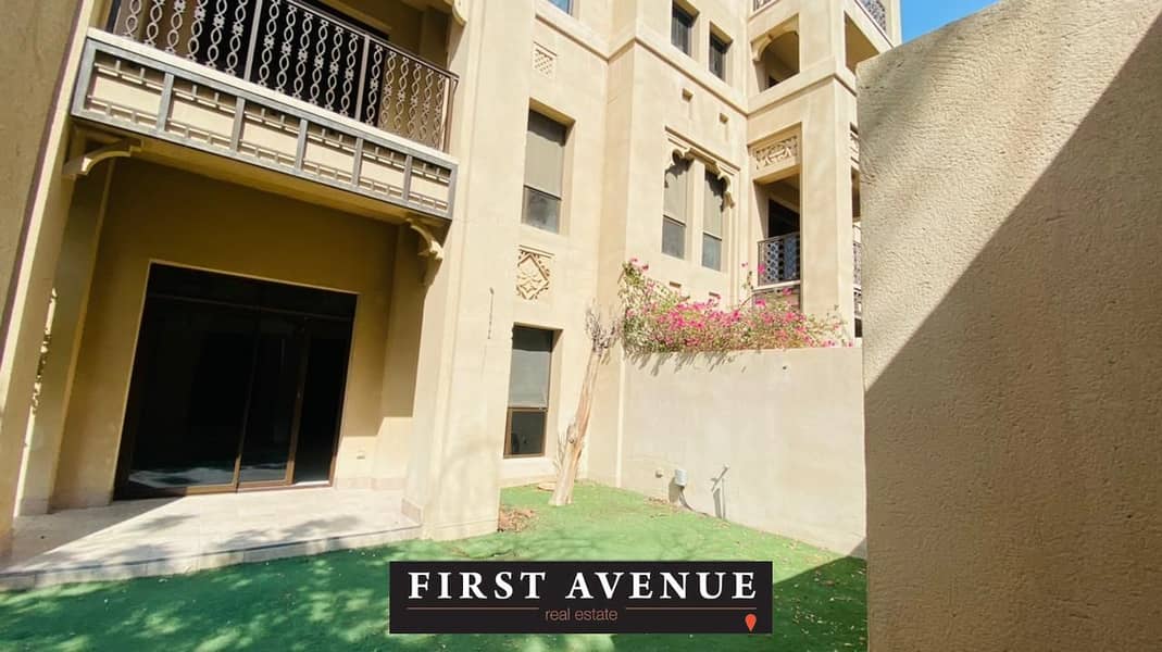 Exclusive 1 bed Extra Large Private Garden in Old Town