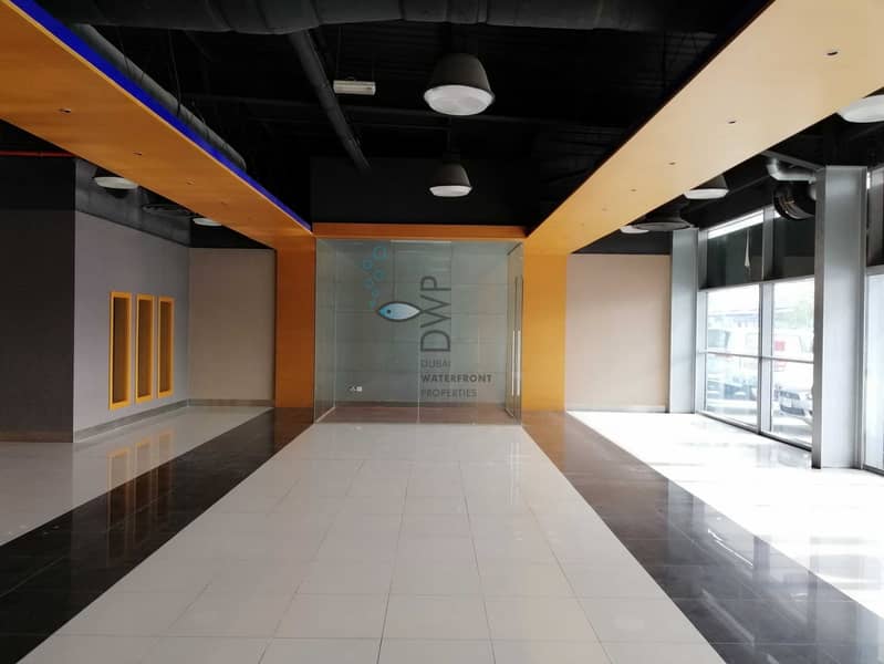 Fully Fitted Showroom Al Aweer Auto Market 3000 Sqft