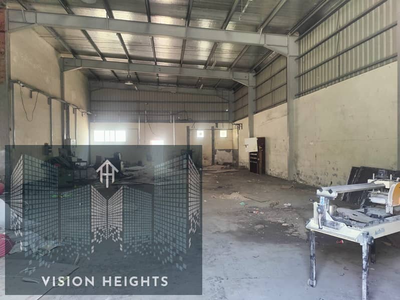 2800 SQFT Insulated Warehouse with high celling in Umm Ramool(Rent