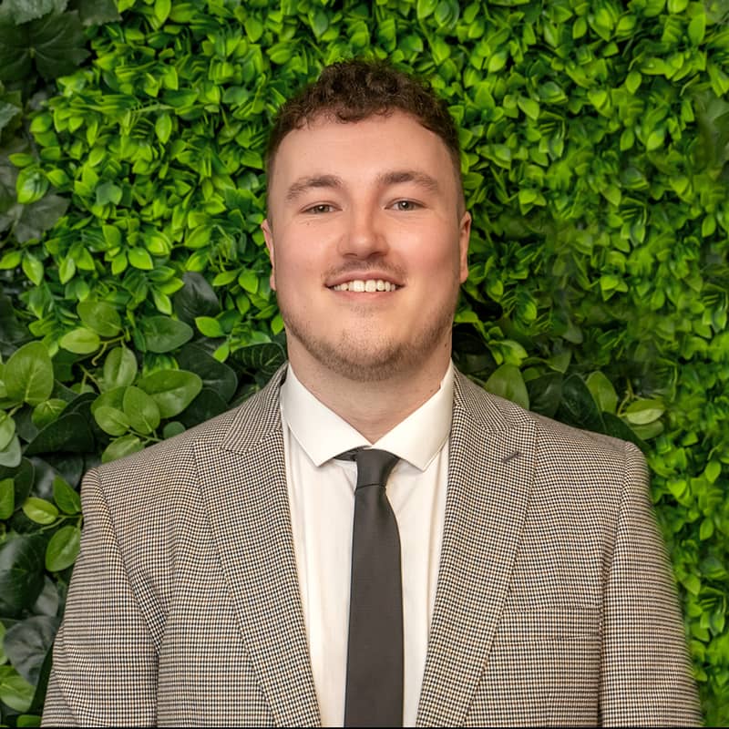 Josef Loughlin, Dubai Real Estate Agent 20 properties