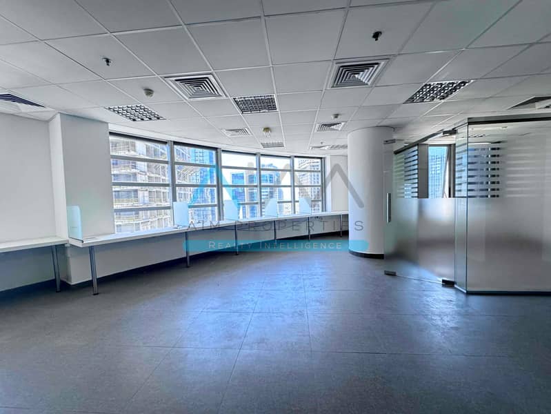 High floor Fully Fitted Office Near Business Bay Metro Vacant