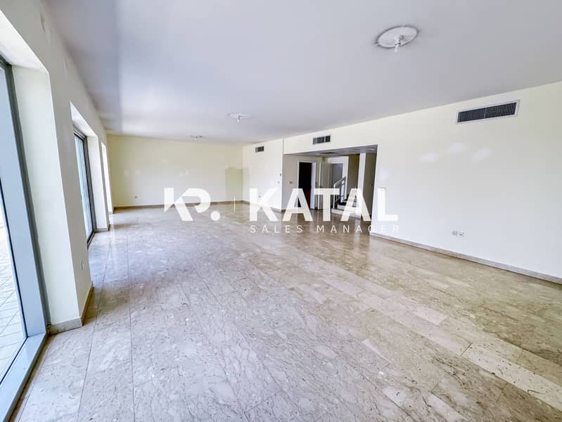 READY TO MOVE IN PARTIAL SEA VIEW HUGE LAYOUT