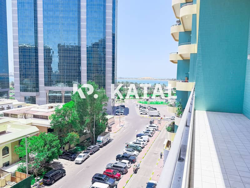 READY TO MOVE IN PARTIAL SEA VIEW HUGE LAYOUT