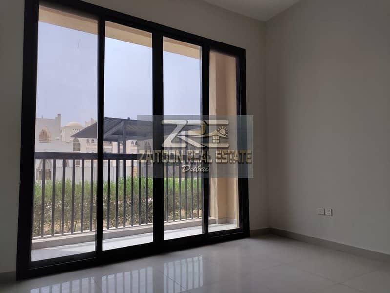 Spacious Layout Vacant Ready To Move 2bedroom With Balcony For Rent