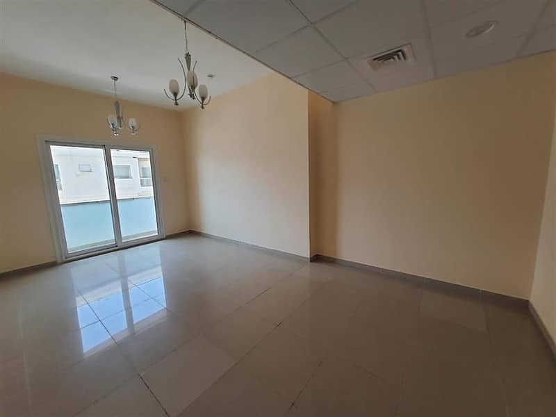 1 BR HALL APARTMENT AVAILABLE FOR RENT NEAR NESTO AREA CLOS TO ZULEKHA