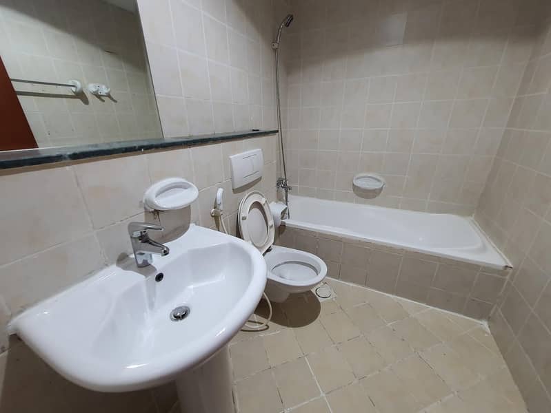 1 BR HALL APARTMENT AVAILABLE FOR RENT NEAR NESTO AREA CLOS TO ZULEKHA