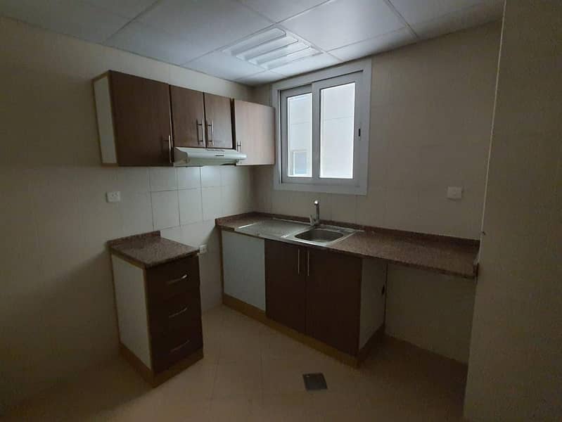 1 BR HALL APARTMENT AVAILABLE FOR RENT NEAR NESTO AREA CLOS TO ZULEKHA