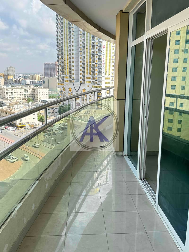 2 BHK RENT IN HORIZON TOWER FULL SEA VIEW