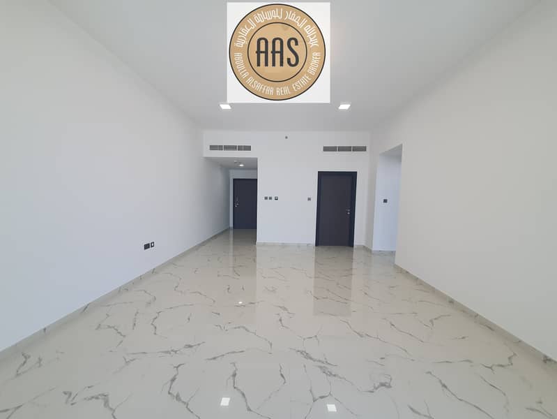 No commission//One bedroom +closed kitchen +storage room//Rent 75k in 4