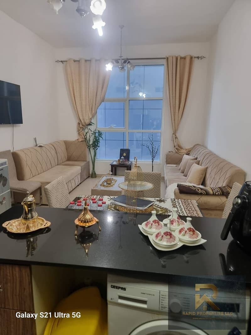FULLY FURNISHED 1BHK AVAILABLE FOR MONTHLY RENT IN CITY TOWERS