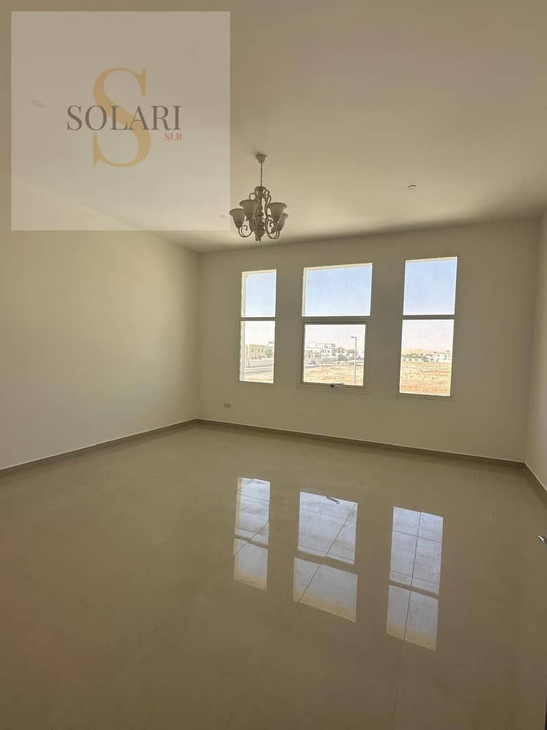 Villa For rent in yahar , 4 Bed rooms , maid room , 2 Parking , 1