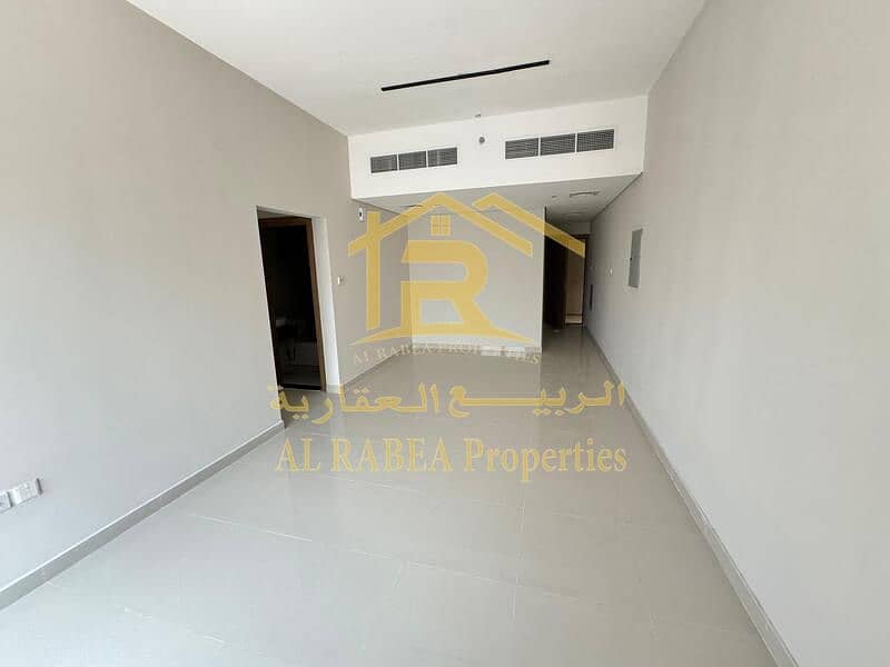 Apartment for monthly rent, two bedrooms, a hall, two bathrooms and a