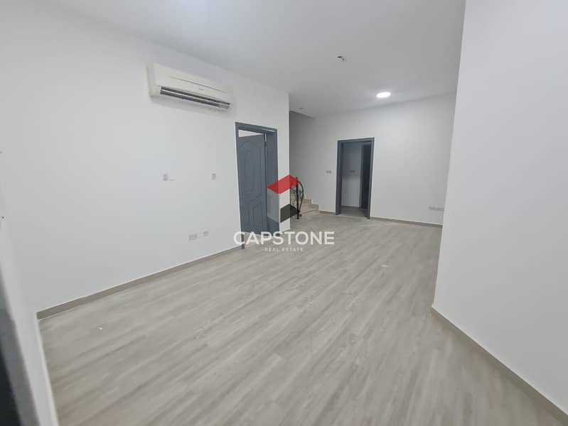 Stunning SemiDetached Villa Prime Location