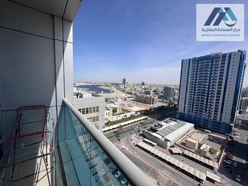 2 bedroom apartment with a hall, wonderful and for no resident