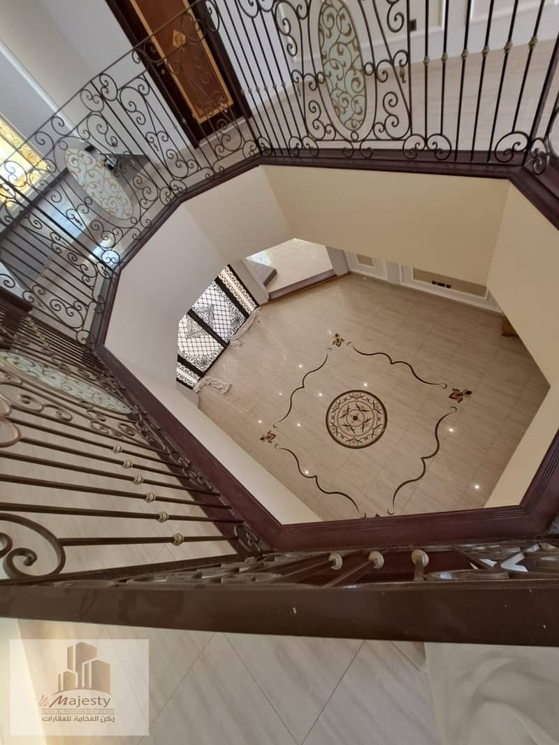 For sale a luxurious villa in the Emirate of Sharjah, Al Rahmaniya area