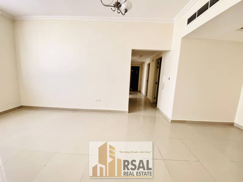 Spacious and Luxurious 3bhk Apartment with very nice finished // Near