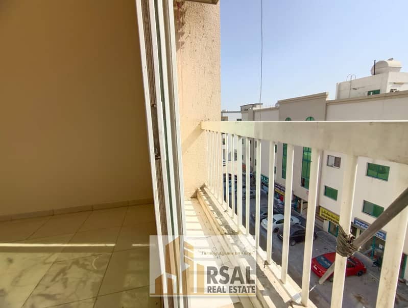 Lavish 1BHK With BalconyBachloer BuildingNear Almidna Shopping Mall