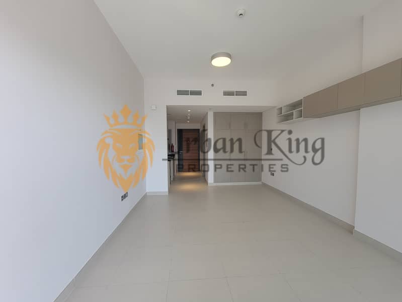 BRAND NEW STUDIO / BURJ KHALIFA VIEW / READY TO MOVE