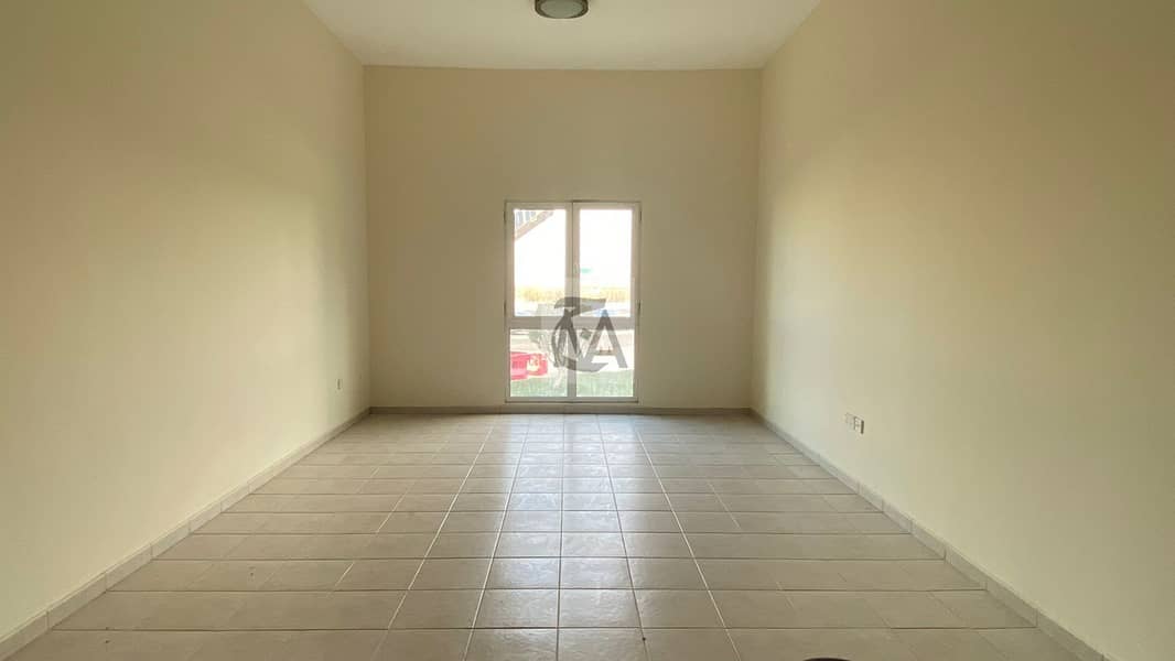 2 BHK Apt With EnSuit Bath Balcony Store Room Near Metro