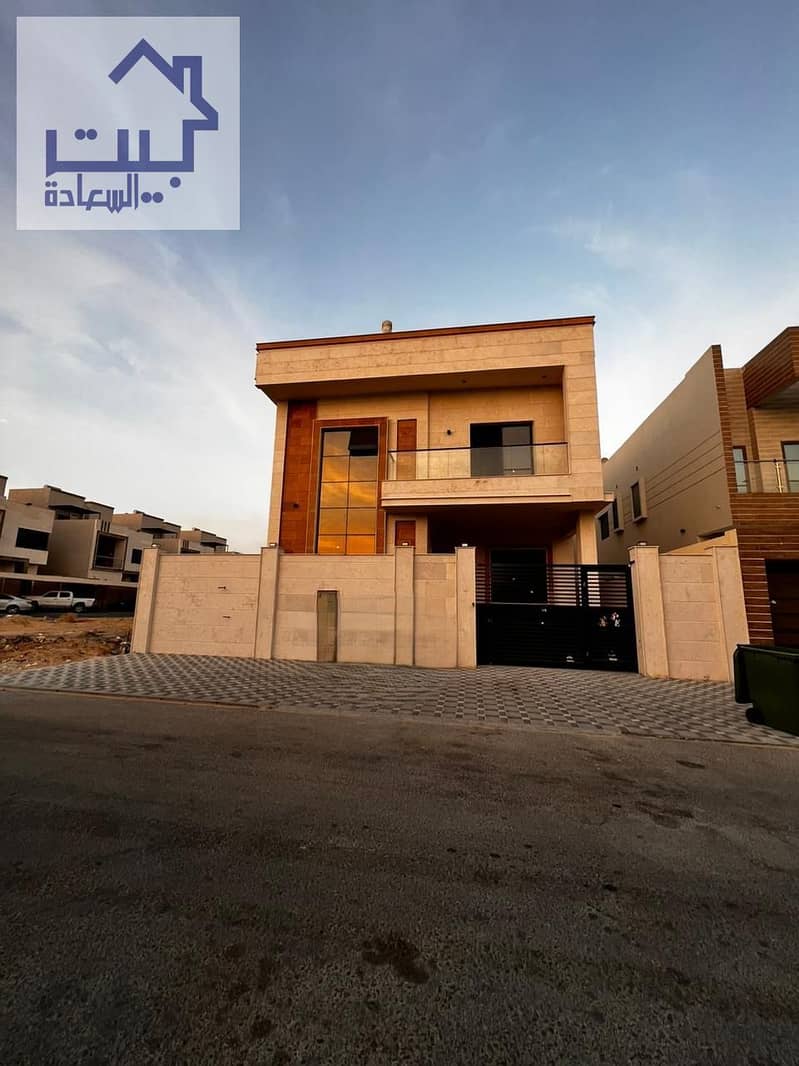 For rent a villa in AlYasmin, opposite the mosque 5 master bedrooms