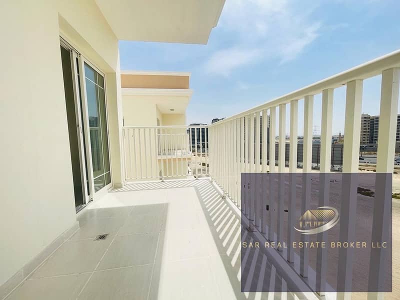 A VERY GOOD SIZE APARTMENT !! ON PRIME LOCATION !! ROAD SIDE VIVW